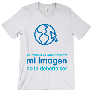 Internet is Ubiquitous Adult T-Shirts (Spanish)