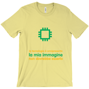 Tech is Ubiquitous Adult T-shirt (Italian)